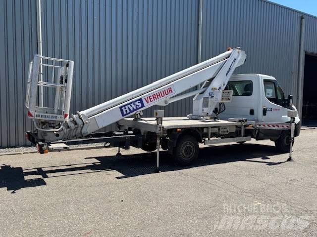 Multitel MT 240 Bilmontert lift