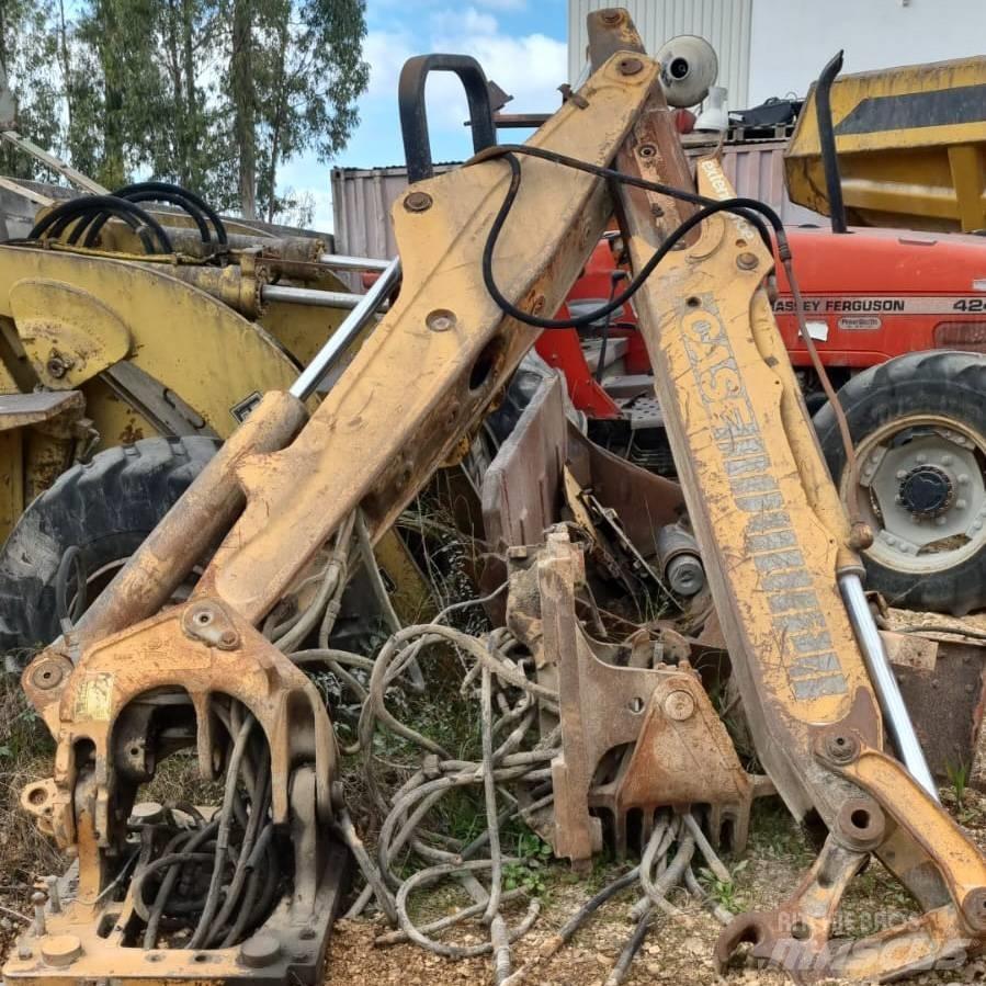 CASE 580 SK Bommer og stikker
