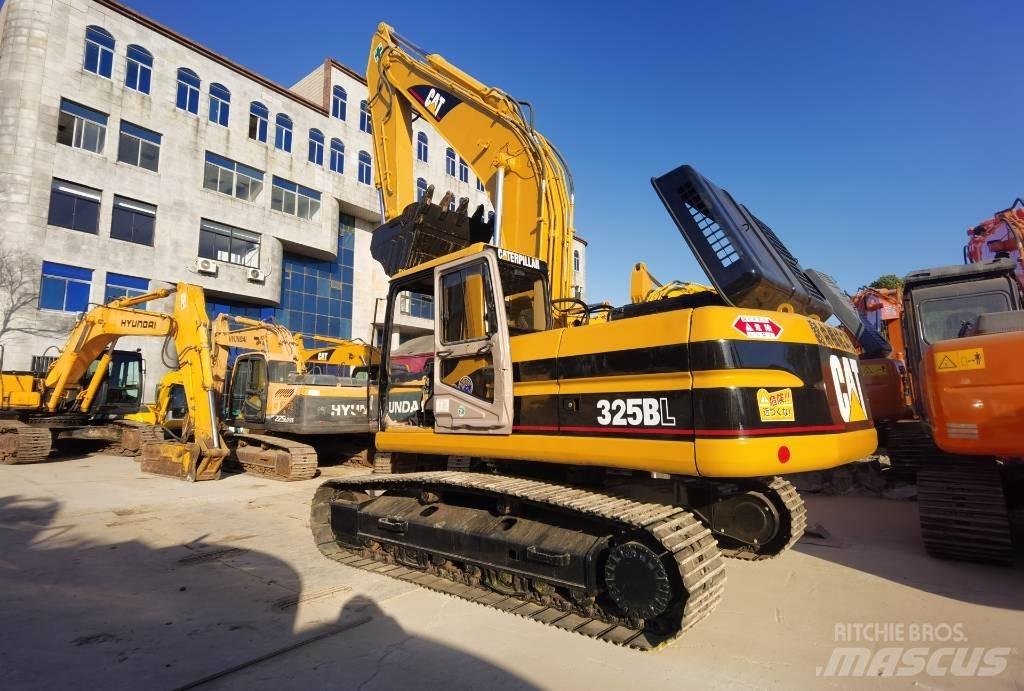 CAT 325 B L Beltegraver