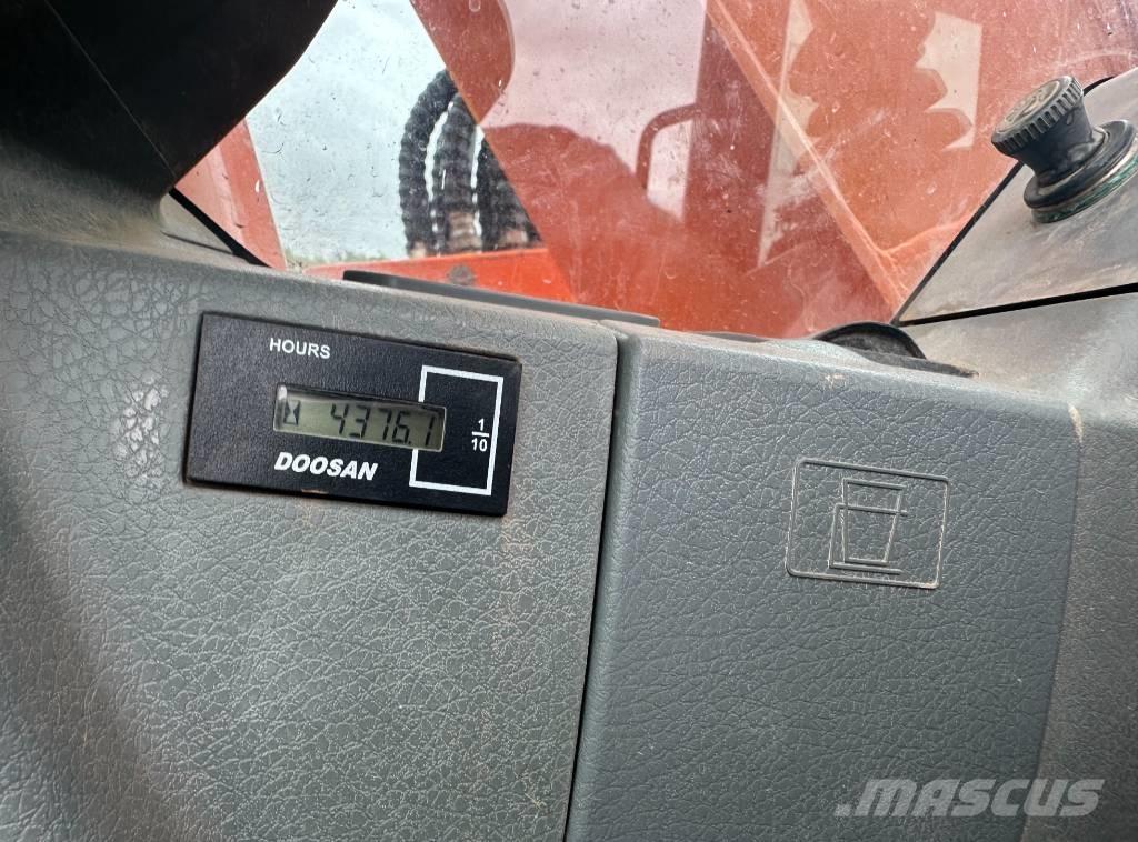 Doosan DX 140 LCR-3 Beltegraver
