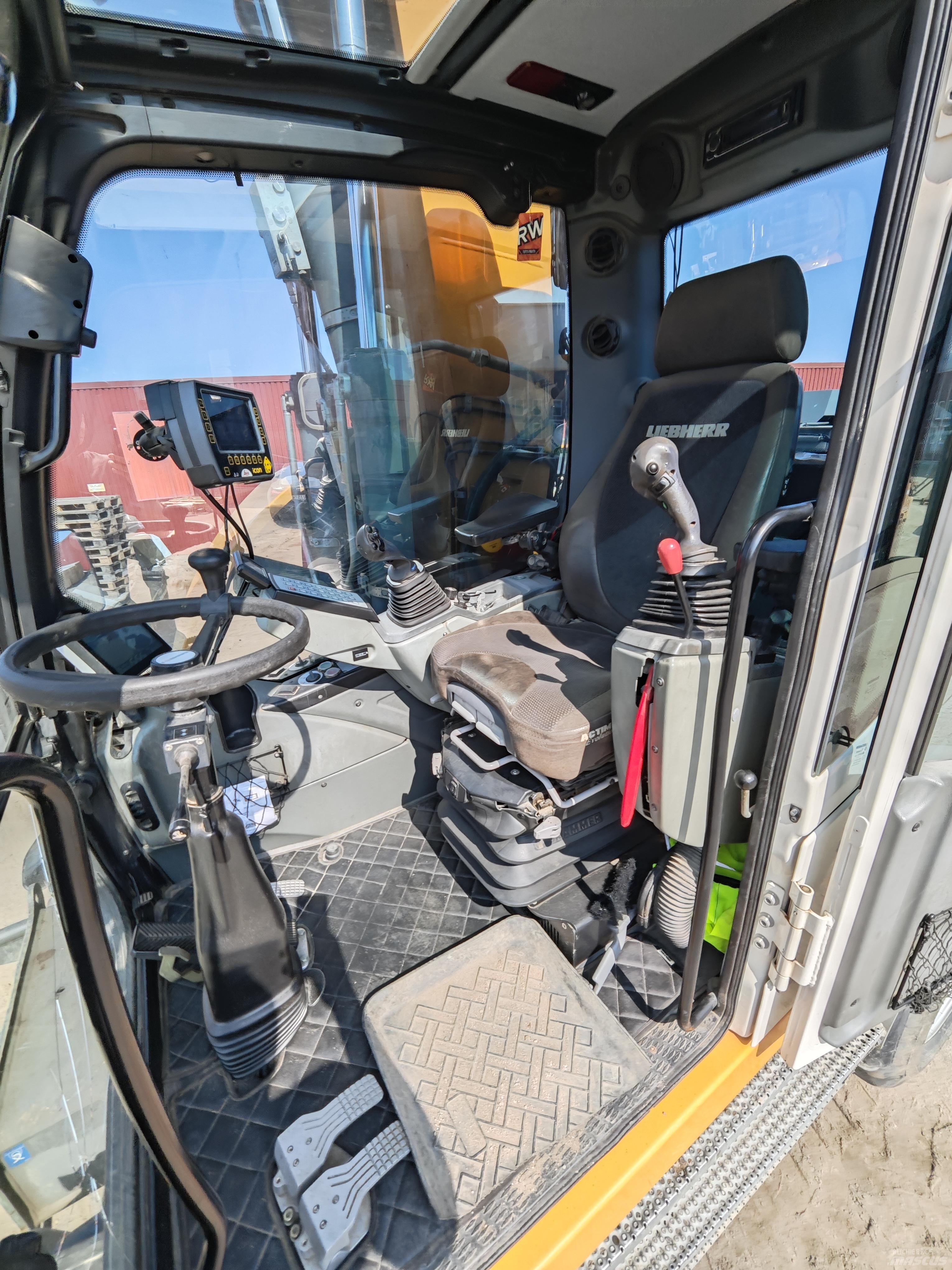 Liebherr 914 C Hjulgravere