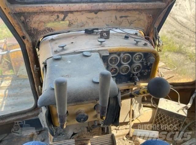 CAT D 7 G Dozere Beltegående