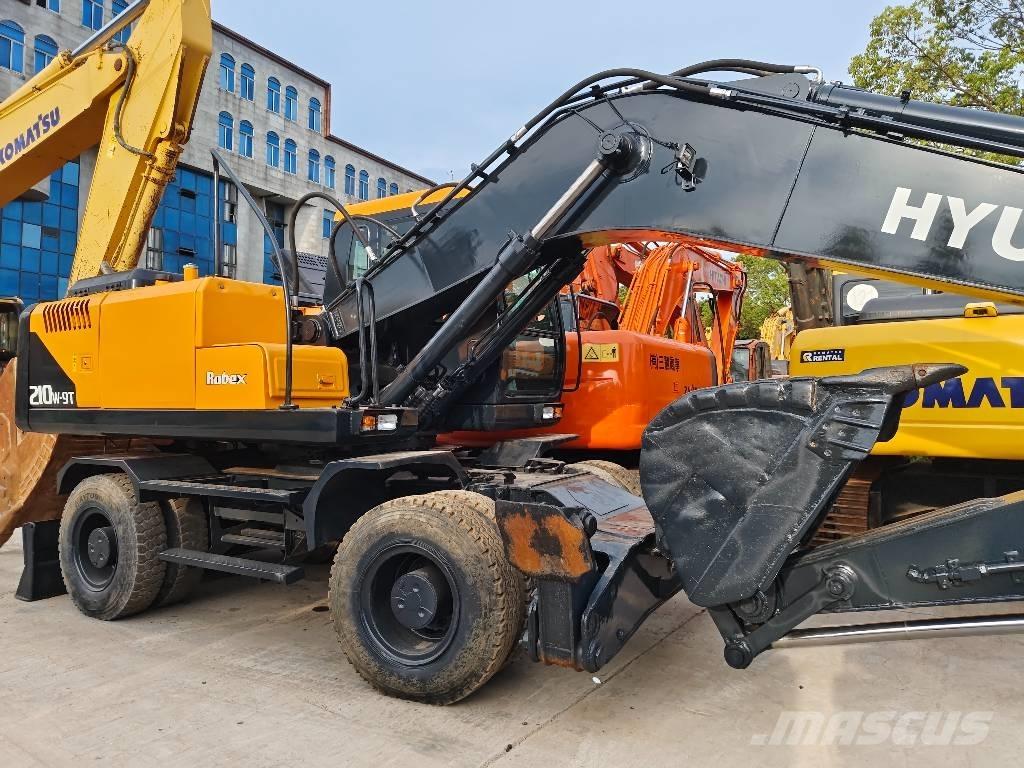 Hyundai R210W-9 Hjulgravere