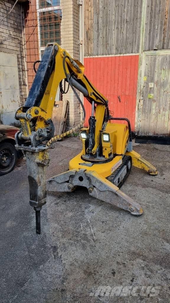 Brokk 90 Gravemaskiner for riving