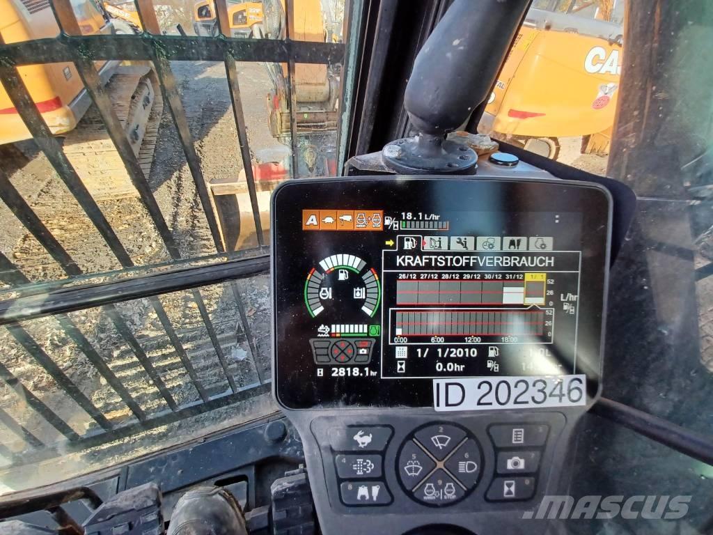 CASE CX 370 D Beltegraver