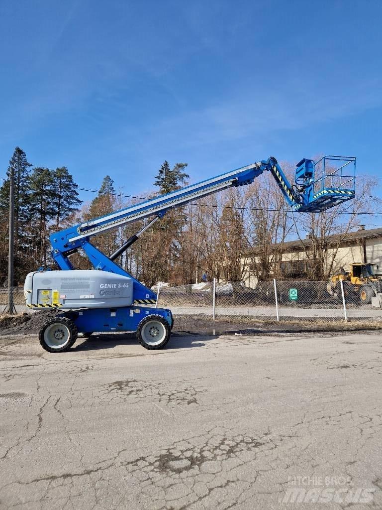 Genie S 65 Teleskop bomlifter