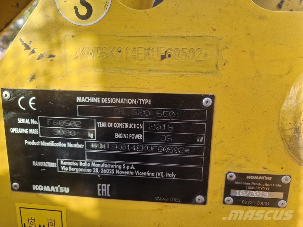 Komatsu SK 820-5 Kompaktlastere
