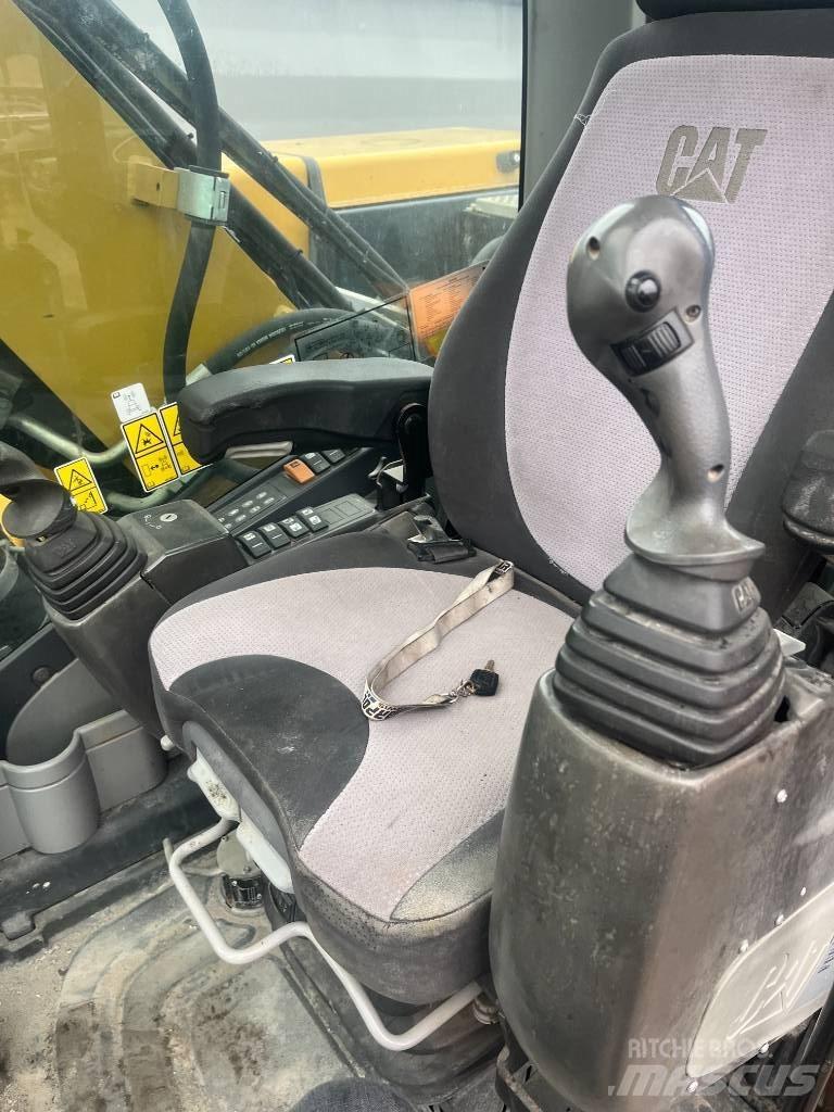 CAT 313 D Hjulgravere