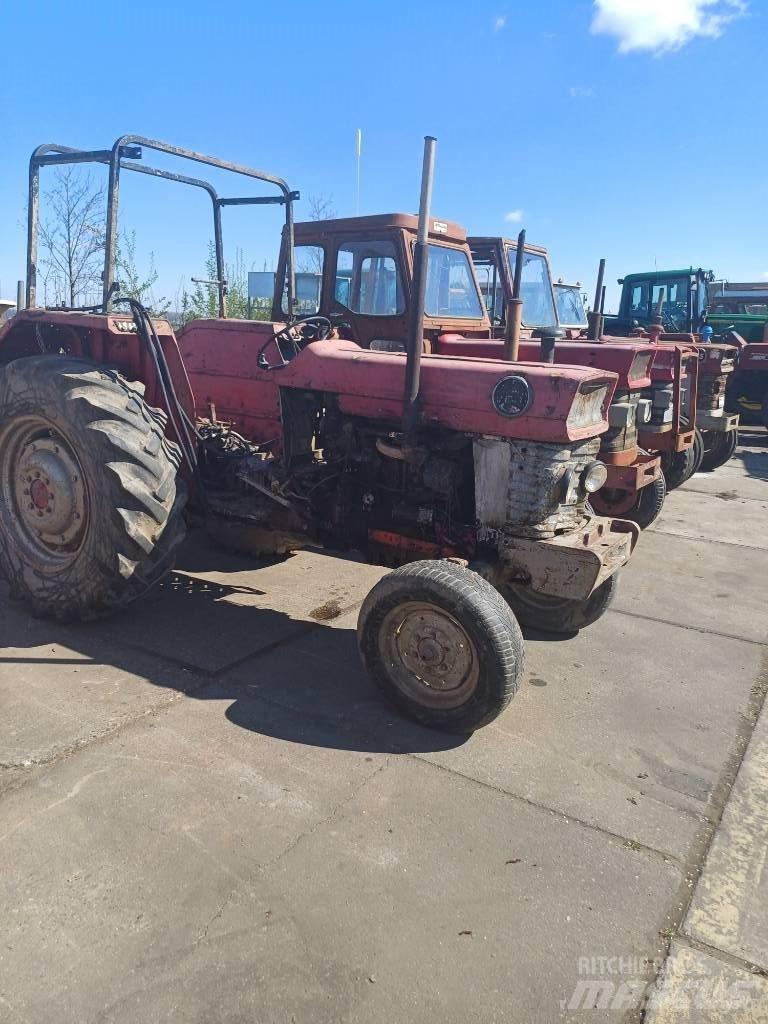 Massey Ferguson 168 Traktorer