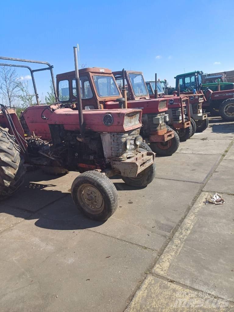 Massey Ferguson 168 Traktorer