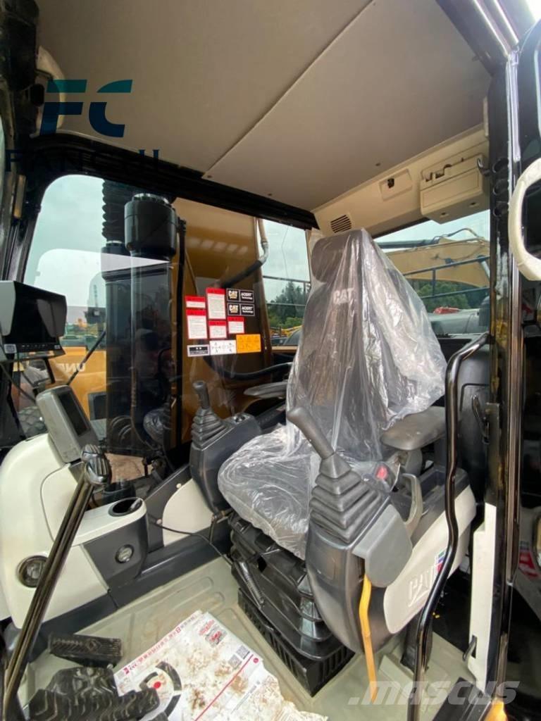 CAT 325D Beltegraver