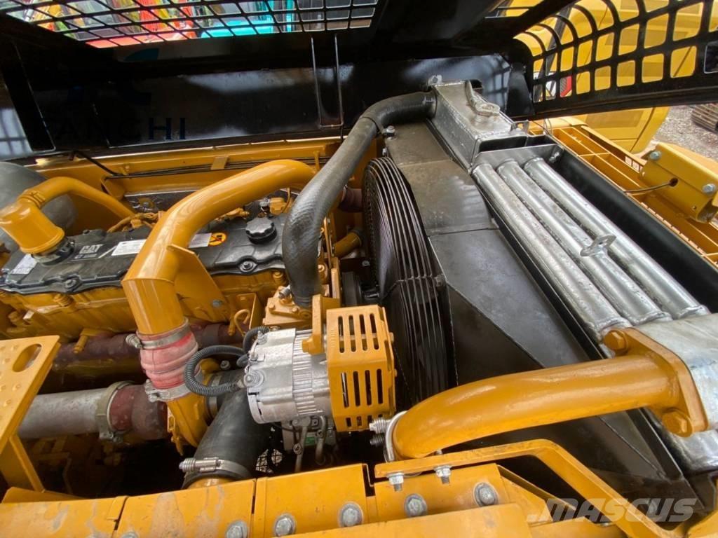 CAT 325D Beltegraver