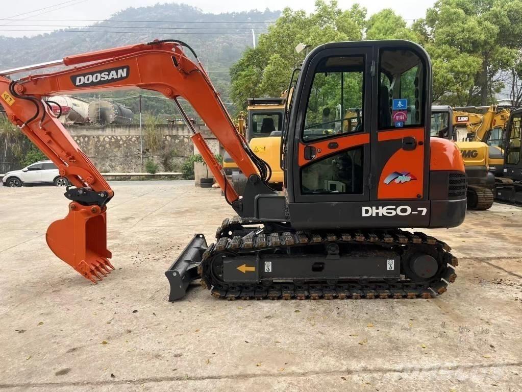 Doosan DH 60-7 Minigravere <7t