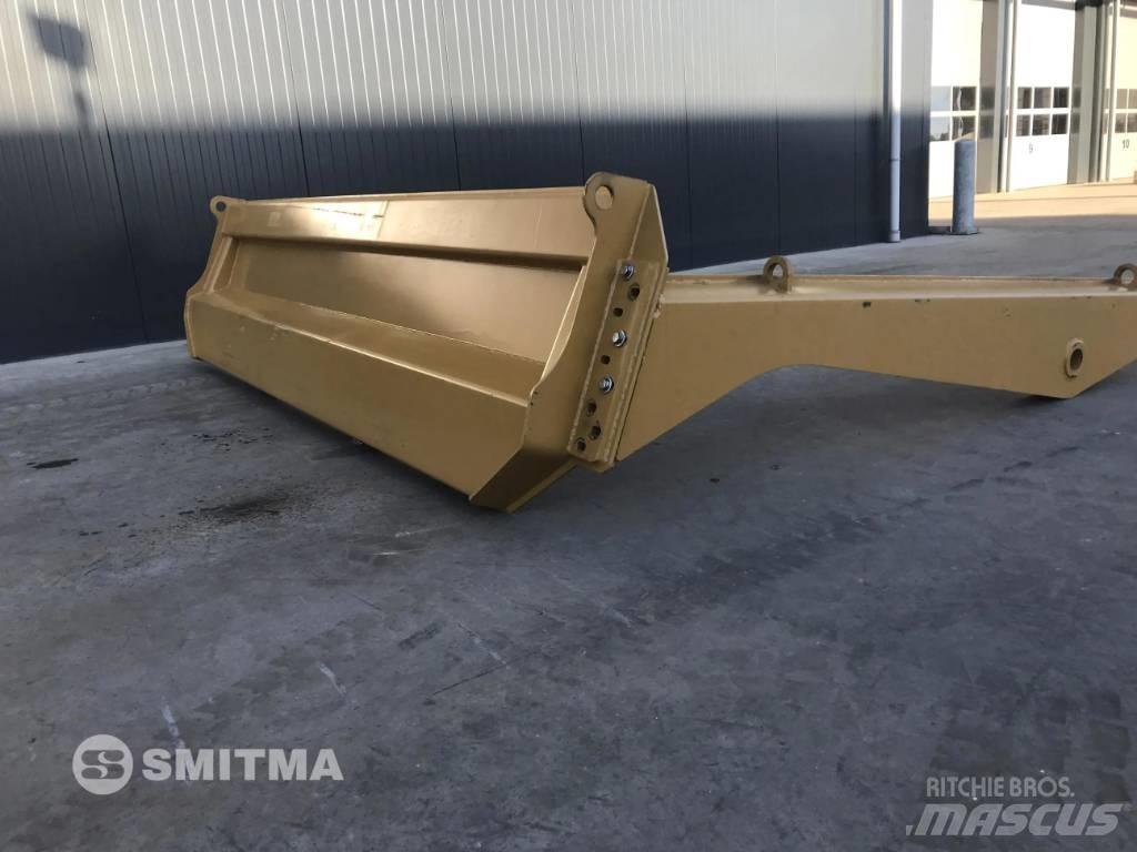 CAT 735C Baklemmer