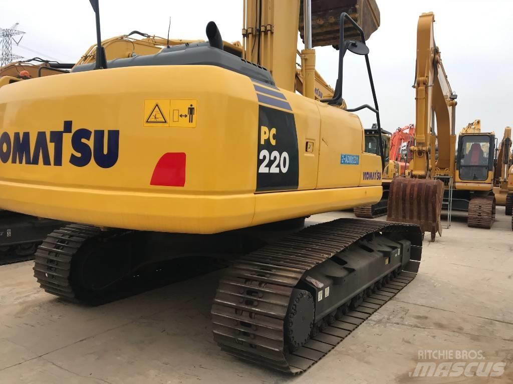 Komatsu PC 220-8 Beltegraver