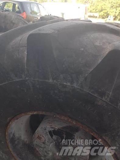 Michelin 18R19.5XF Dekk, hjul og felger