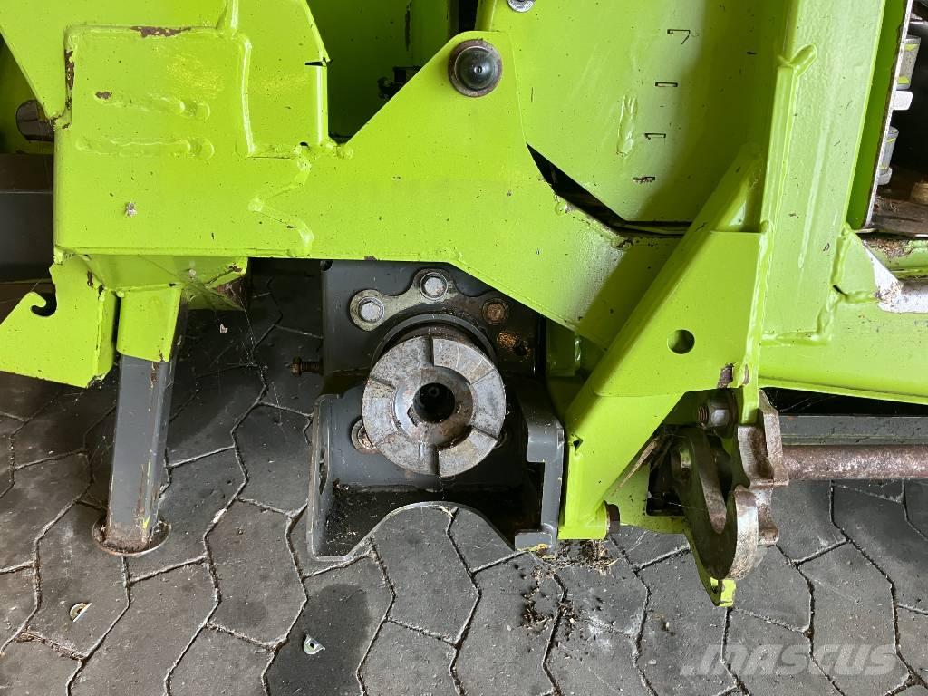 CLAAS Orbis 750 Selvdrevne fôrhøstere