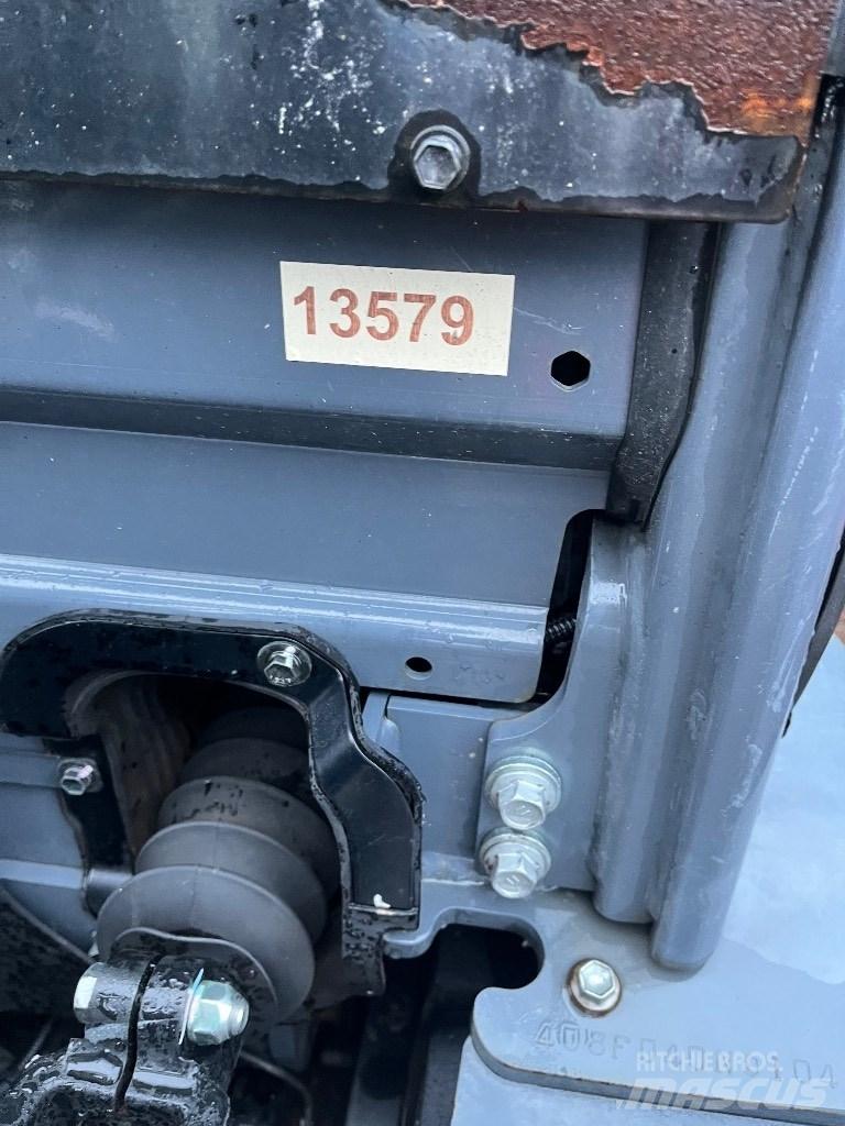 Toyota 40-8FD40N Diesel Trucker