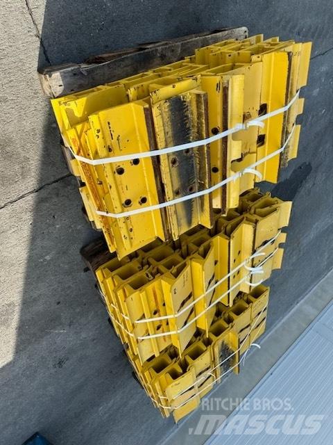 Komatsu d 85 plate Belter, kjettinger og understell