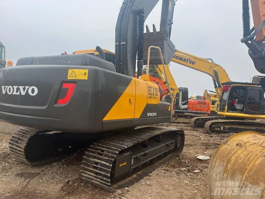 Volvo EC 210 LC Beltegraver