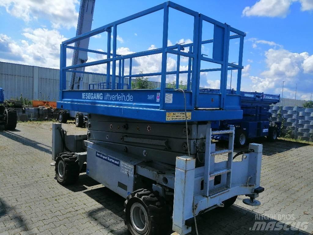 Liftlux SL 108 D 4x4 Sakselifter