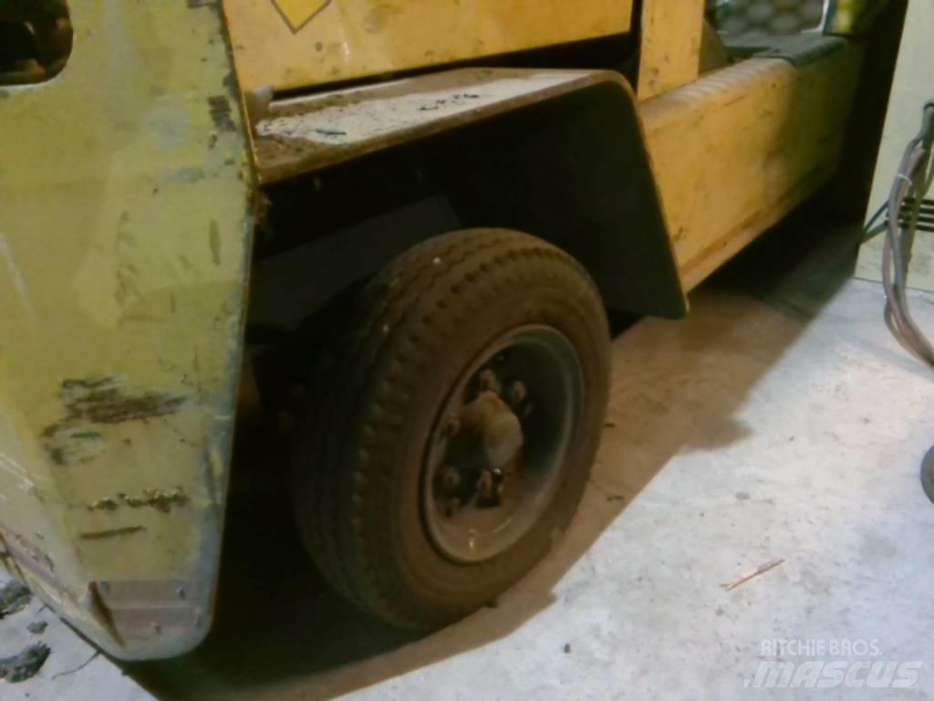 Toyota 2TG10 Tauetraktor