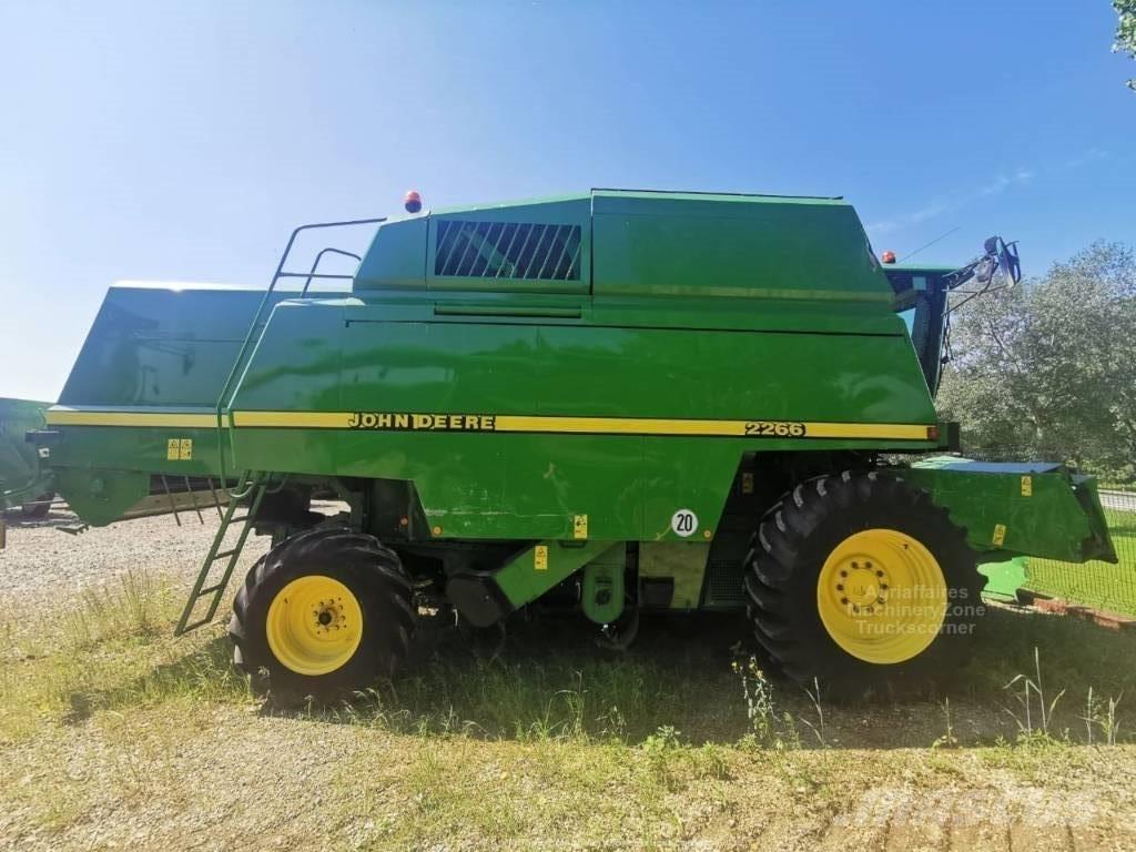 John Deere 2266 Skurtreskere
