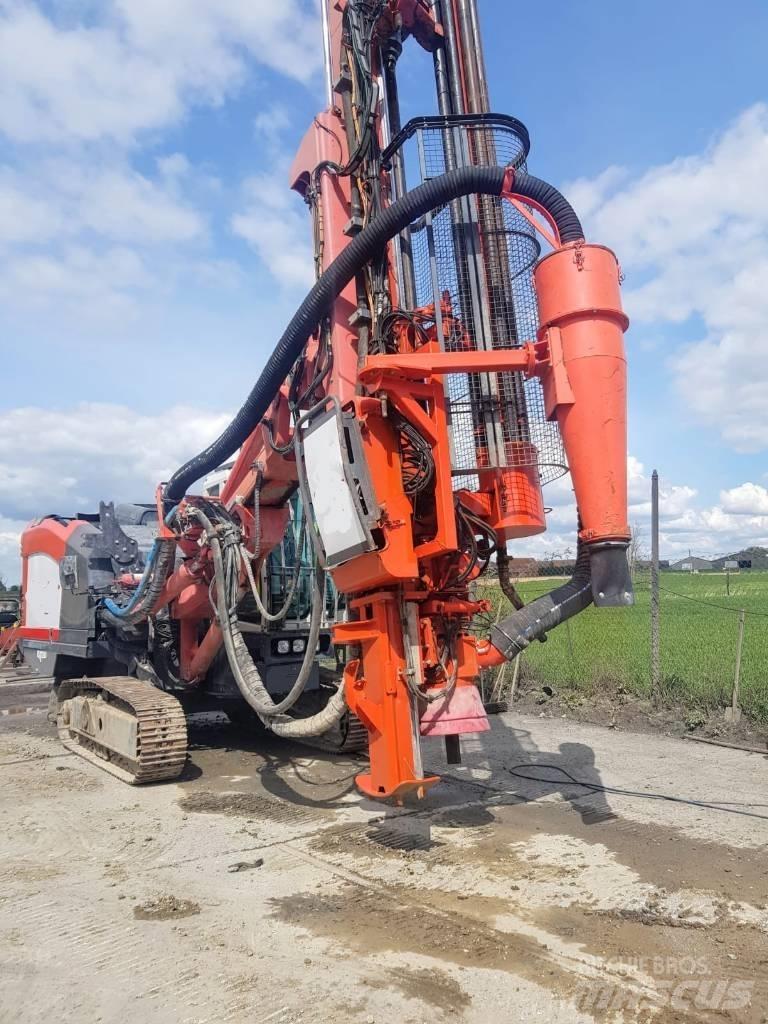 Sandvik DI 550 Borerigger