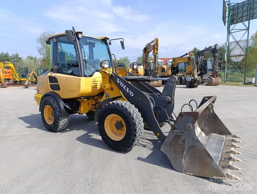 Volvo L 25 F Hjullastere