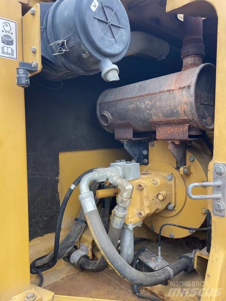 CAT 307 D Beltegraver