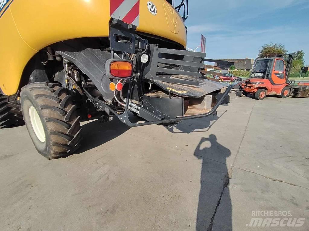 New Holland CR 9090 Skurtreskere