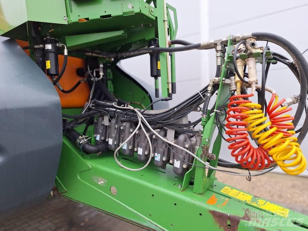 Amazone UX 11200 Slepesprøyter