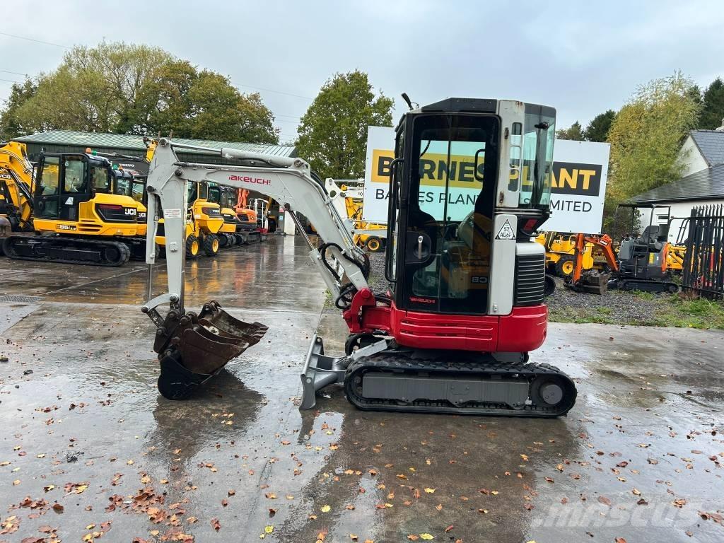 Takeuchi TB 23 R Minigravere <7t