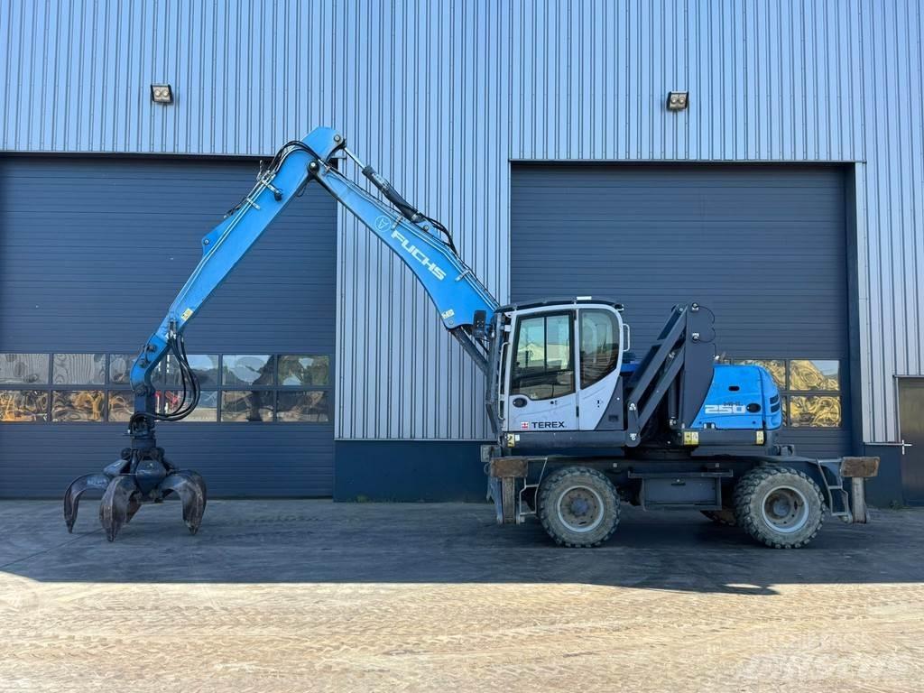 Fuchs MHL 250 E Gravemaskiner for avfallshåndtering