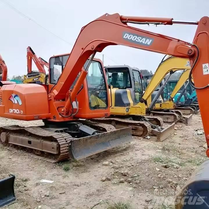 Doosan DH70-7 Beltegraver