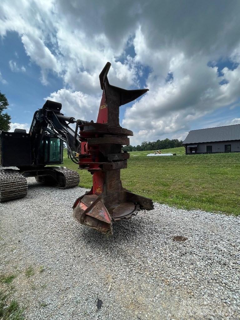 CAT 521 Feller bunchers