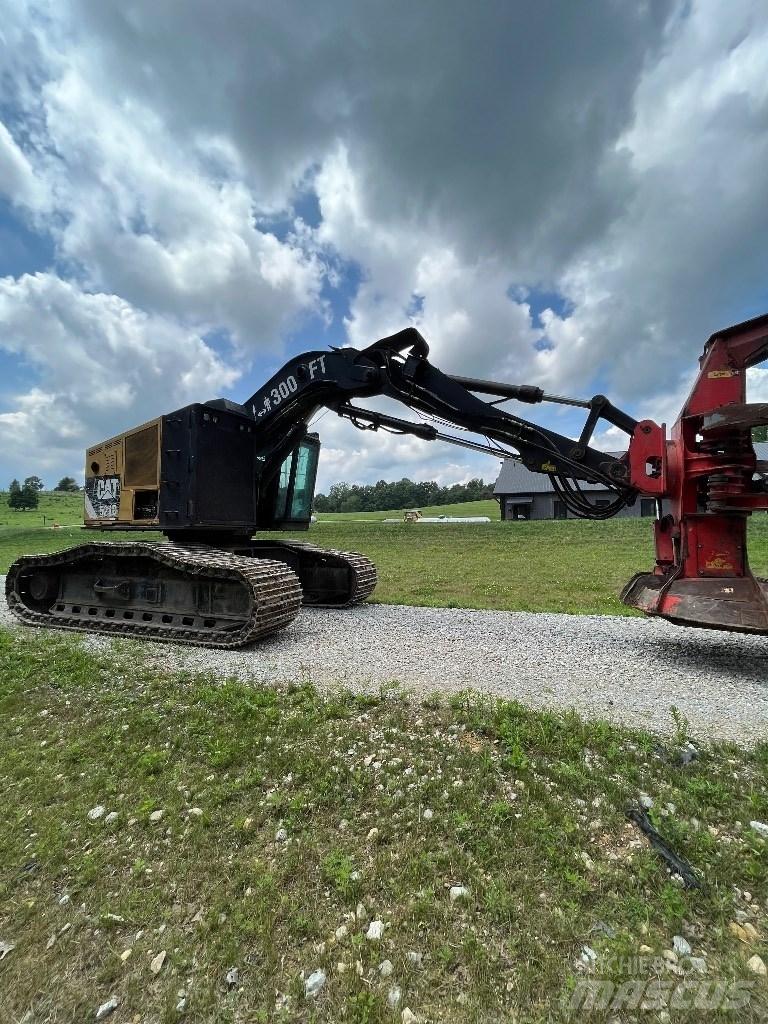 CAT 521 Feller bunchers