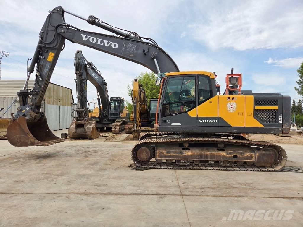 Volvo EC 220 E Beltegraver