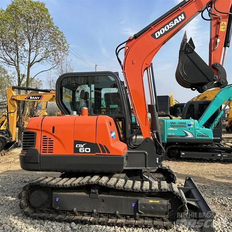 Doosan DX 60 Beltegraver