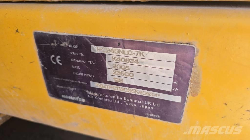 Komatsu PC 240 NLC-7 Beltegraver