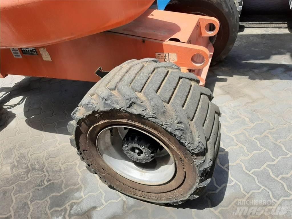 JLG 450AJ Leddede bomlifter