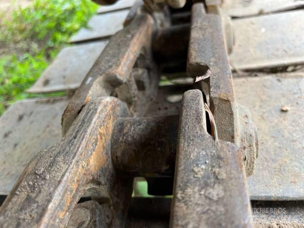 Komatsu PC70-8加长臂 Beltegraver