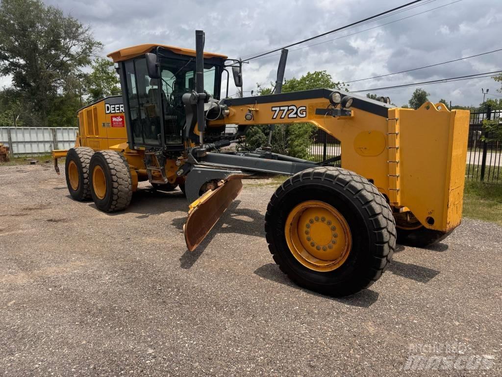 DEERE 772G Veihøvler
