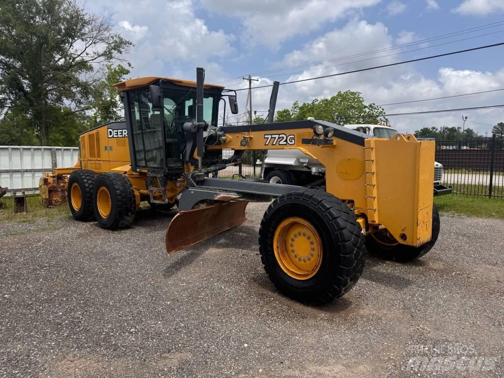 DEERE 772G Veihøvler