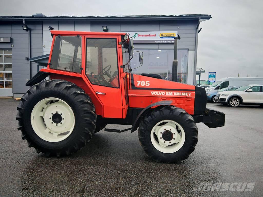 Valmet 705 Traktorer