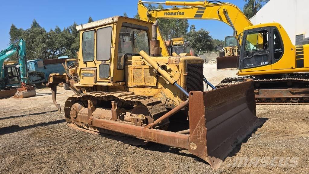 CAT D 6 D Dozere Beltegående