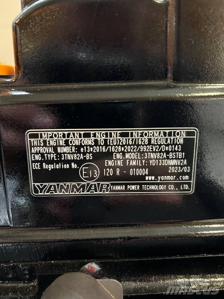 Yanmar 3TNV82 A Motorer