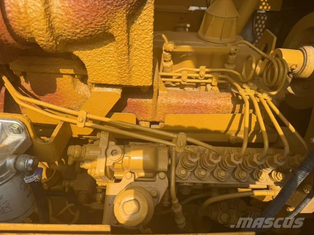 CAT D 6 G Dozere Beltegående