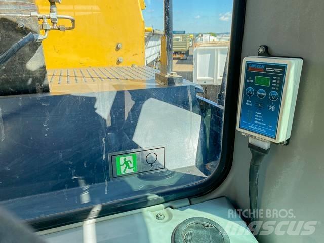 CAT 374F L Beltegraver