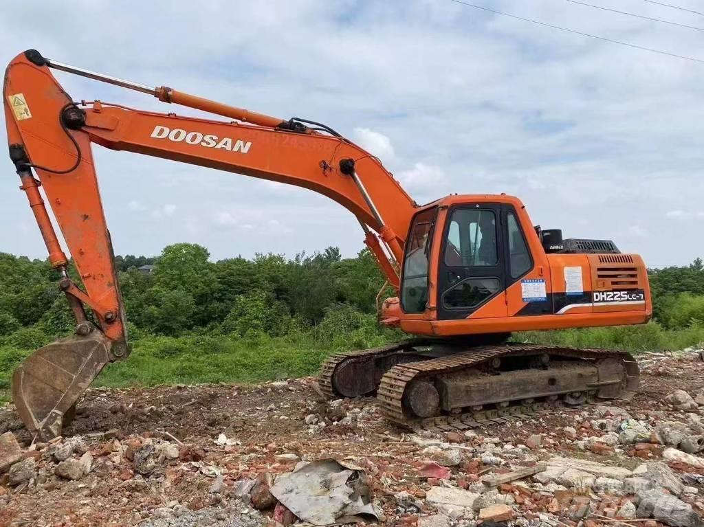 Doosan DH 225 LC-7 Beltegraver